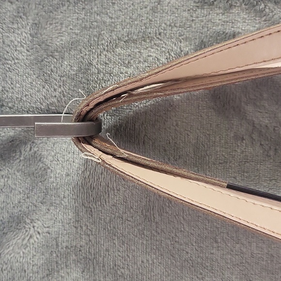 Michael Kors tan leather shoulder bag Whitney Pebble Leather Tote - Picture 6 of 16